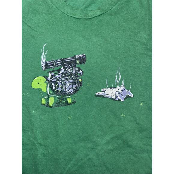 Green Turtle Tank Graphic Tee Funny Animal Parody Shirt Men’s Size XL 23x28 - Picture 2 of 3